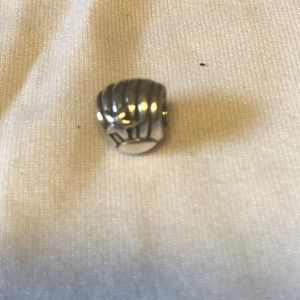 Pandora Sea She’ll Charm